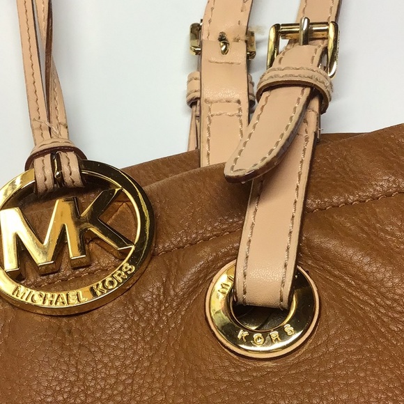 Michael Kors Tan Leather Shoulder Bag - Picture 10 of 11